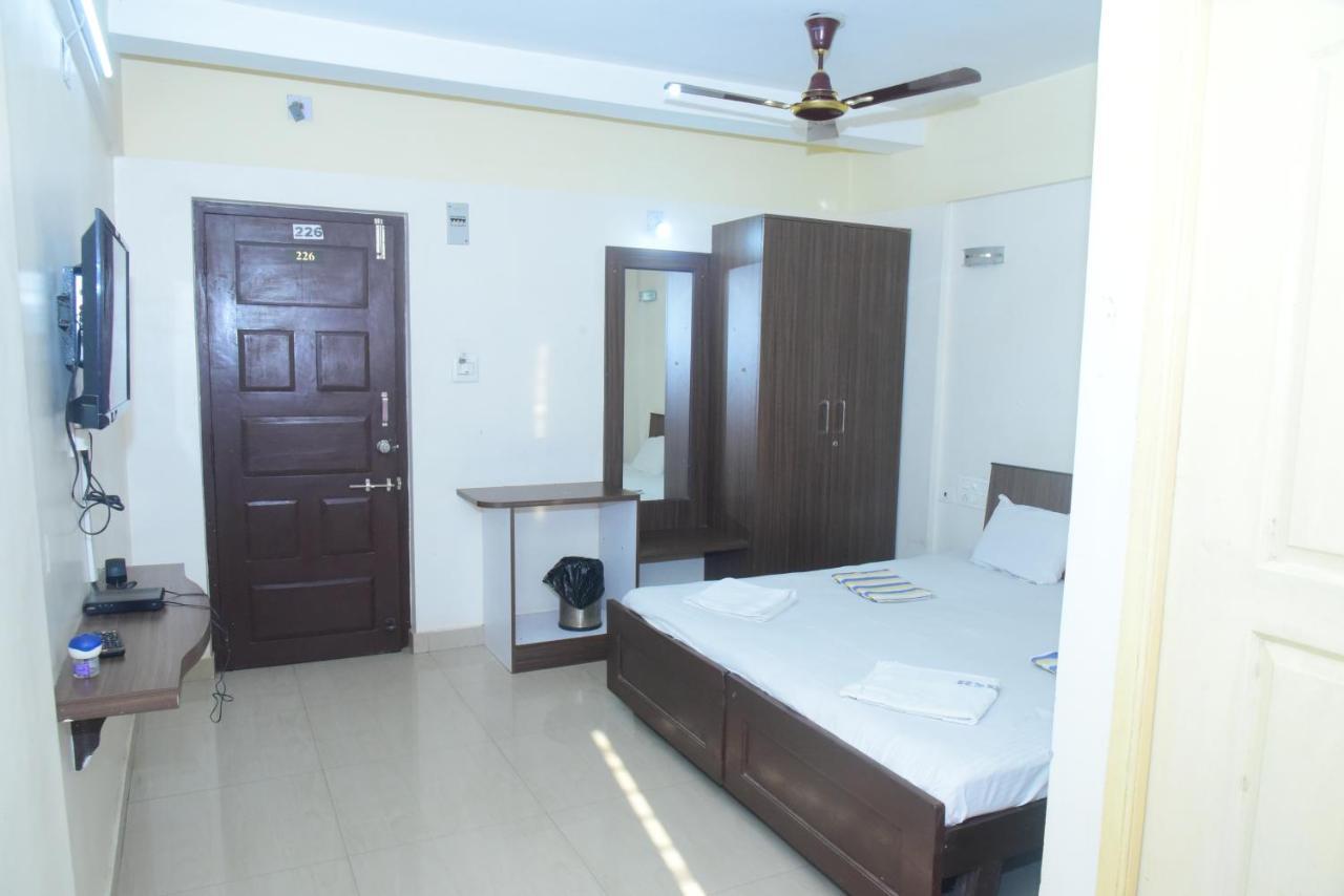 R S Bhavan Manipal Bagian luar foto