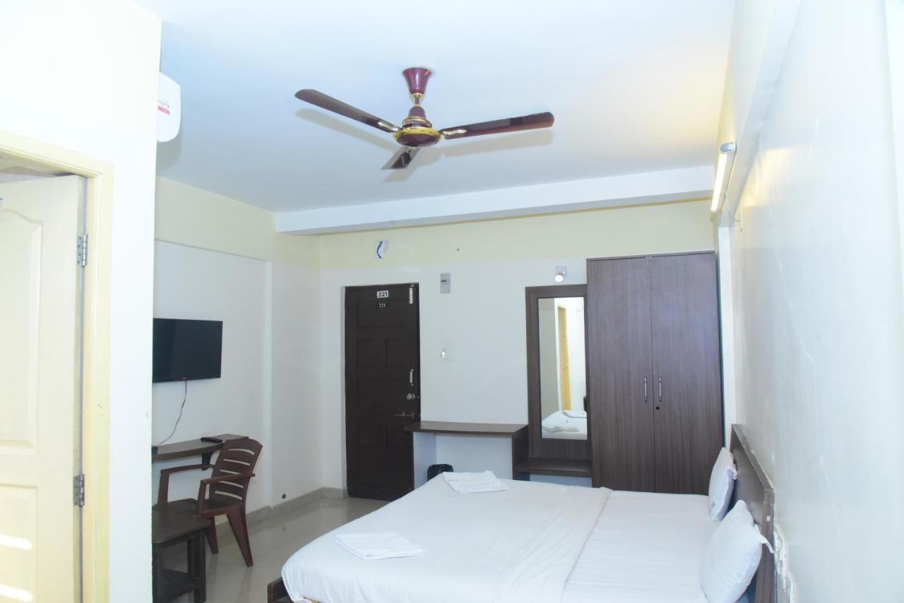 R S Bhavan Manipal Bagian luar foto